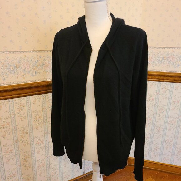 Y2K - THE CASHMERE PROJECT- COMFY BLACK ZIP HOODIE GRAY HEART ON BACK -SIZE (M) - Picture 3 of 9